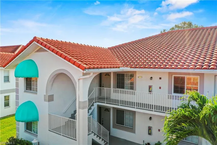 218  Gabriel  CIR, Naples, FL 34104