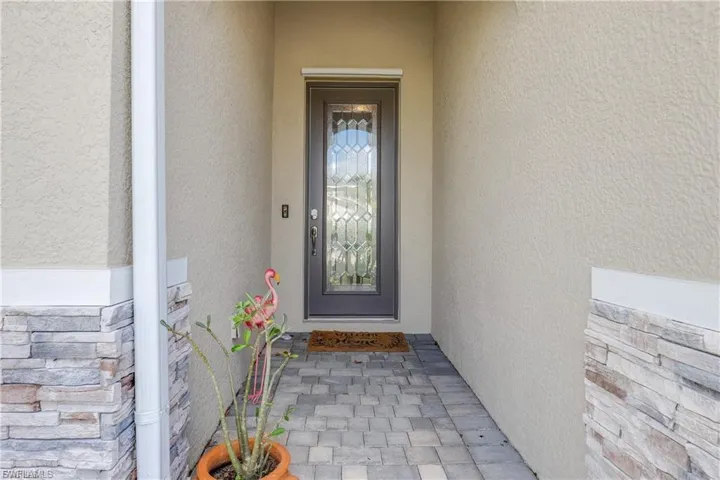 4392 Lemongrass Dr, Fort Myers, Florida 33916