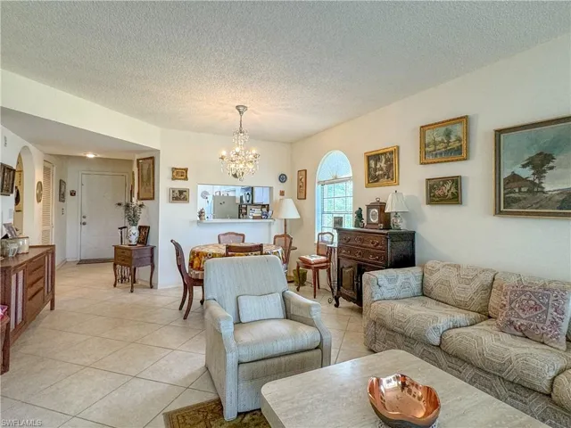 267  Deerwood  CIR, Naples, FL 34113