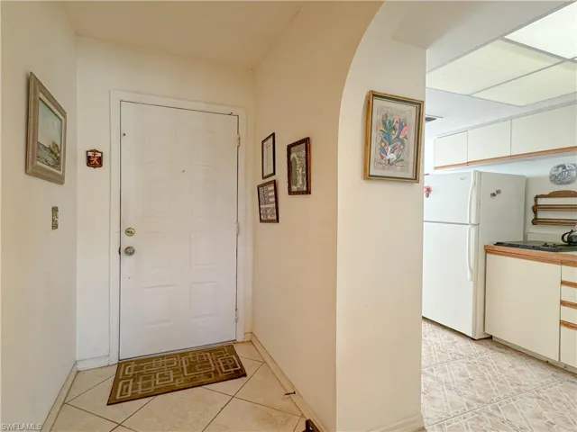 267  Deerwood  CIR, Naples, FL 34113