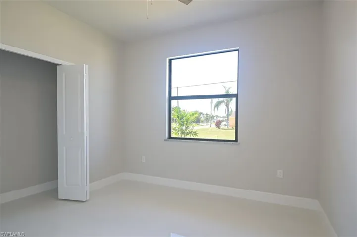908 Champion AVE, LEHIGH ACRES FL 33971