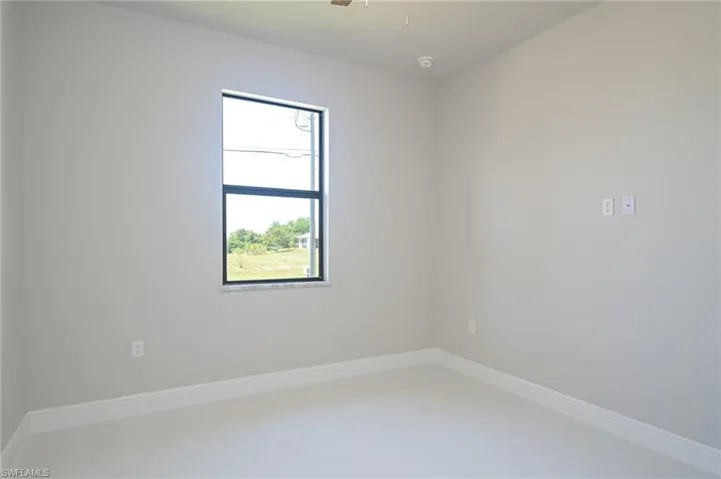 908 Champion AVE, LEHIGH ACRES FL 33971