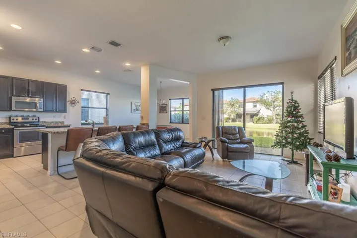 5467  Ferris  AVE, Immokalee, FL 34142
