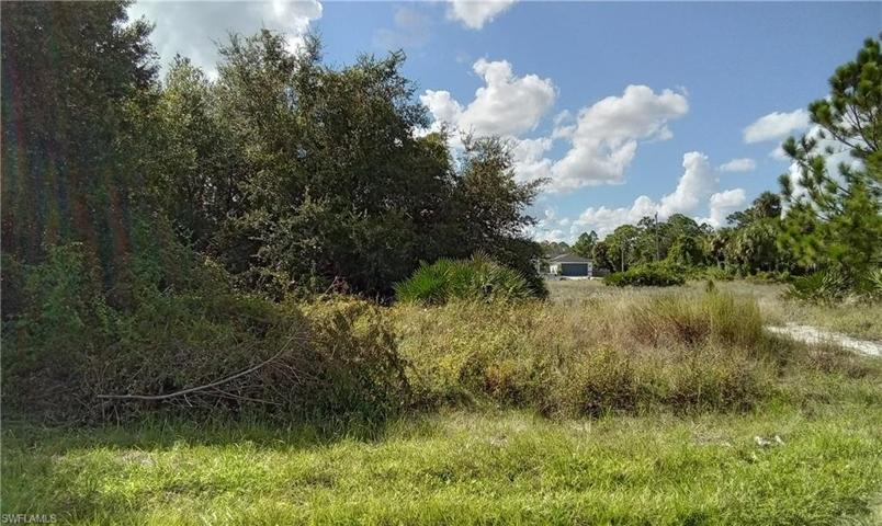 538  Upstate S AVE, LEHIGH ACRES, FL 33974