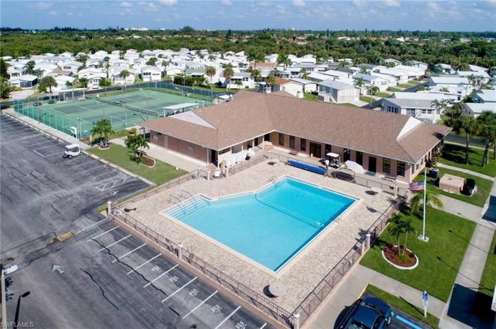 Community pre-hurricane