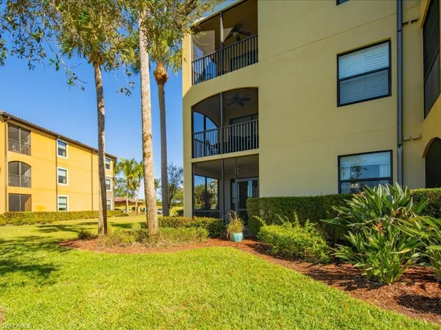 View of apartment building / complex