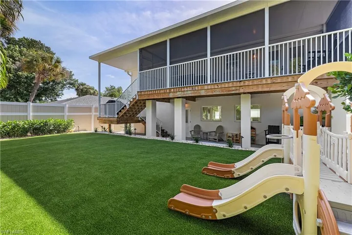 2551 Tamarind St, Other, Florida 33956
