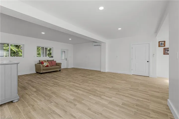 2551 Tamarind St, Other, Florida 33956