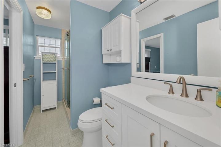 Unit 1 -Primary/Guest Bath View 1