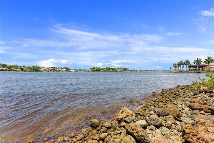 Bayview Park - Naples Bay