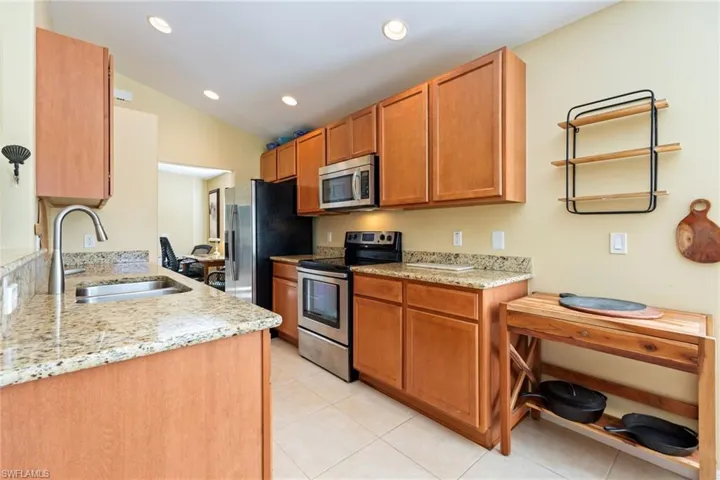 2538  Anguilla  DR, Cape Coral, FL 33991