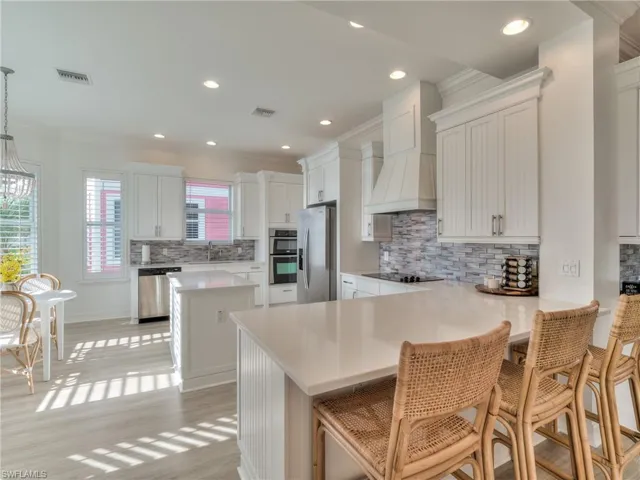 Breakfast bar