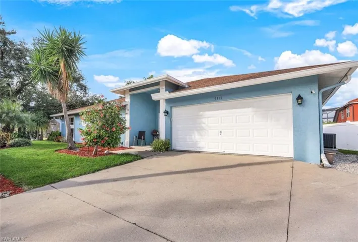 9315 Pennsylvania AVE, BONITA SPRINGS FL 34135