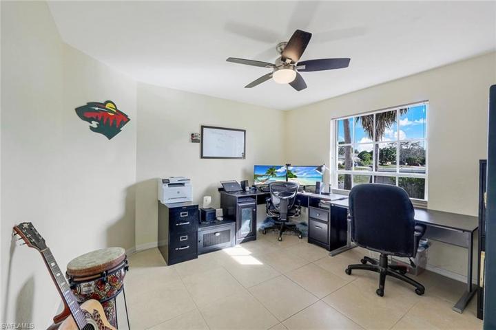 9315 Pennsylvania AVE, BONITA SPRINGS FL 34135