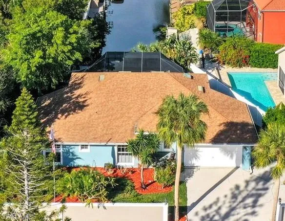 9315 Pennsylvania AVE, BONITA SPRINGS FL 34135