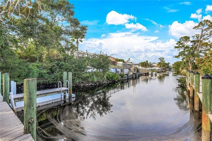 9315 Pennsylvania AVE, BONITA SPRINGS FL 34135