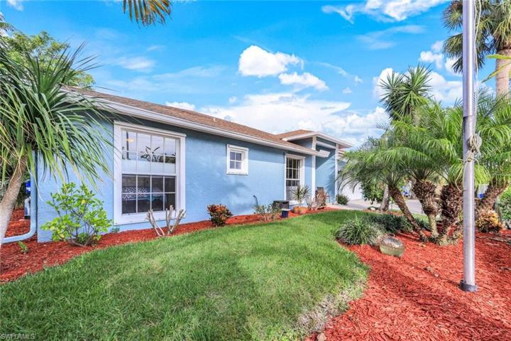 9315 Pennsylvania AVE, BONITA SPRINGS FL 34135