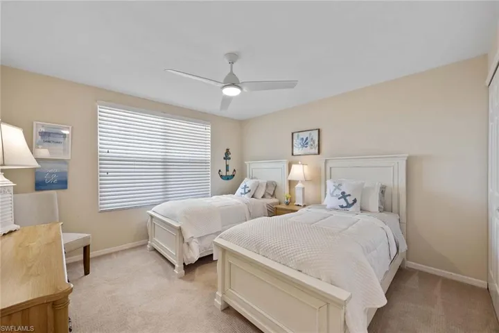 380  Horse Creek  DR, Naples, FL 34110