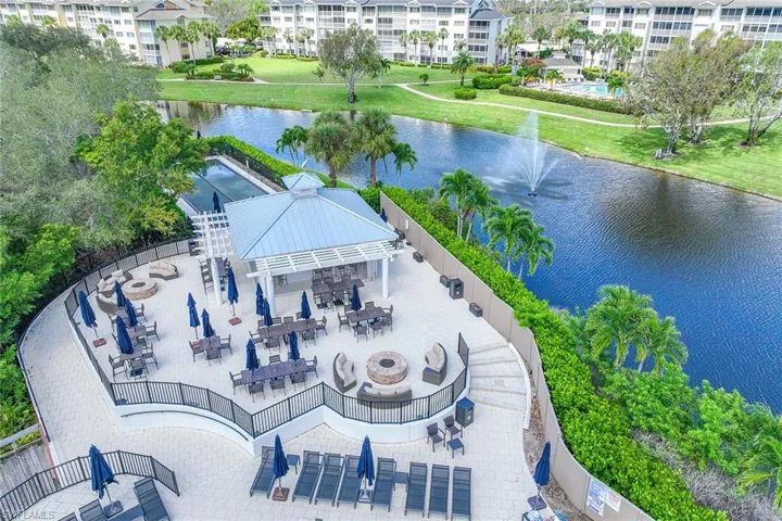 380  Horse Creek  DR, Naples, FL 34110
