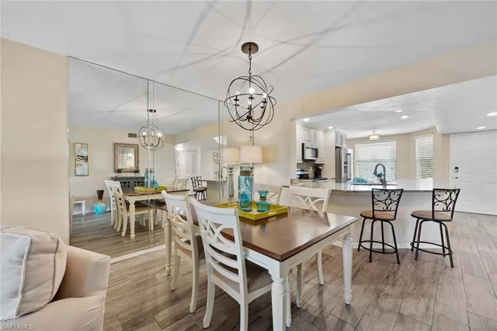 380  Horse Creek  DR, Naples, FL 34110
