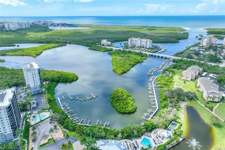 380  Horse Creek  DR, Naples, FL 34110