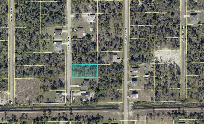 1204 Euclid AVE, LEHIGH ACRES FL 33972