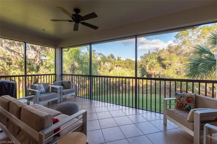 BEAUTIFUL VIEWS OF THE LANAI