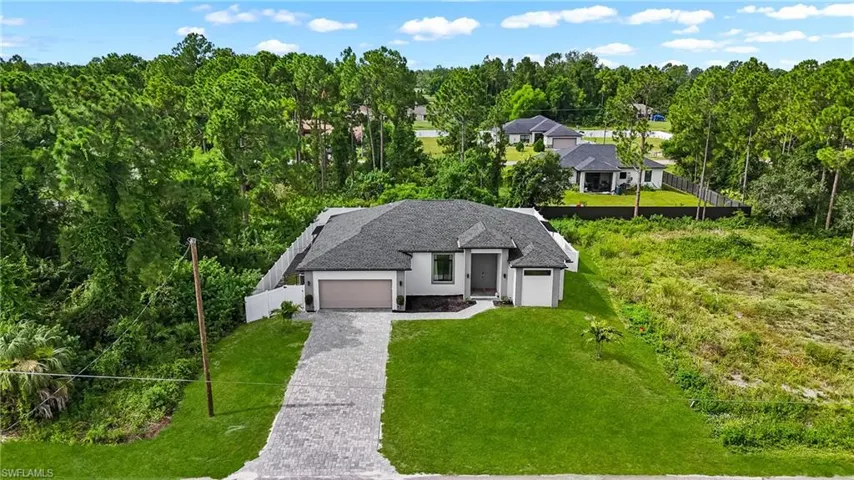 2711 18th St W, Lehigh Acres, Florida 33971