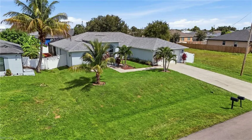 413 Nw 17th Pl, Cape Coral, Florida 33993