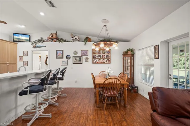 569 Rio Vista Ave, Punta Gorda, Florida 33982