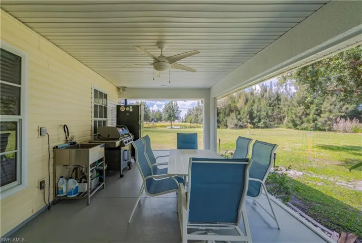 569 Rio Vista Ave, Punta Gorda, Florida 33982