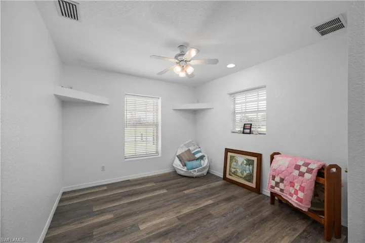 569 Rio Vista Ave, Punta Gorda, Florida 33982