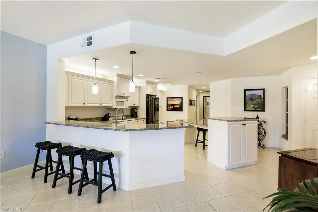 8565 Via Garibaldi CIR, Estero, FL 33928,225055144