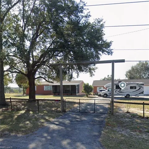 4100 Marion County Rd, Weirsdale, Florida 32195