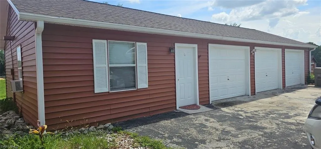 4100 Marion County Rd, Weirsdale, Florida 32195