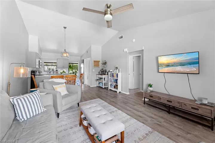 7470/7472 Field Rd, Fort Myers Fl 33967