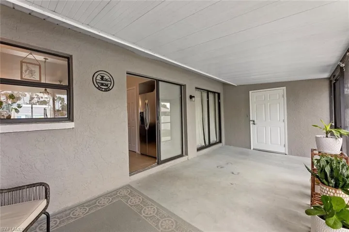 7470/7472 Field Rd, Fort Myers Fl 33967