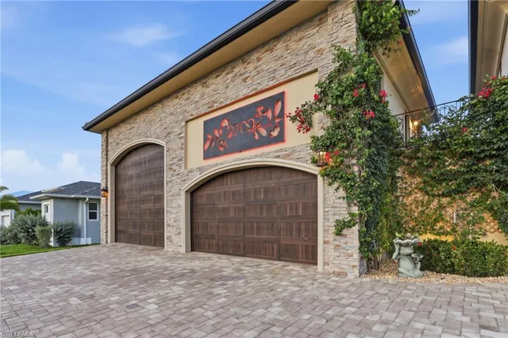2709 Nw 41st Ave, Cape Coral, Florida 33993