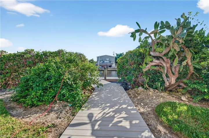 Walk way to dock