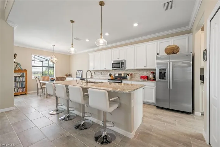 3432 Murcia Ct, Fort Myers, Florida 33905
