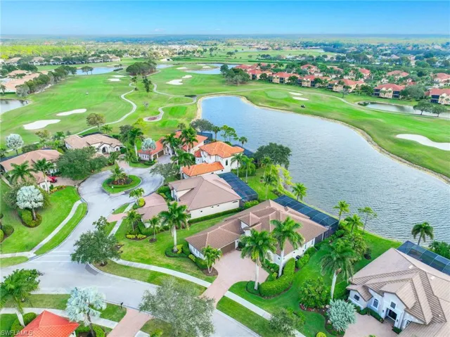 8950 Shenendoah Cir, Naples, Florida 34113