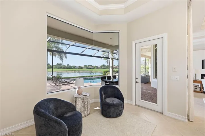8950 Shenendoah Cir, Naples, Florida 34113