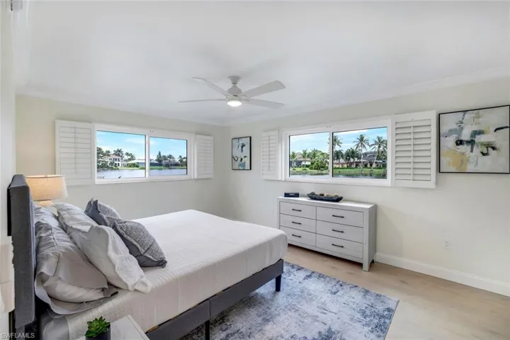 4150  Crayton  RD, Naples, FL 34103