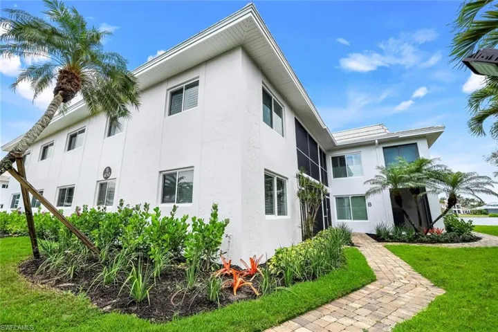 4150  Crayton  RD, Naples, FL 34103