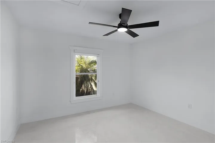 Bedroom with ceiling fan