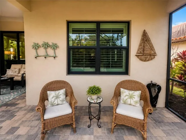 6574 Amarone Ln, Naples, Florida 34113