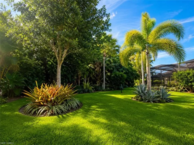 6574 Amarone Ln, Naples, Florida 34113