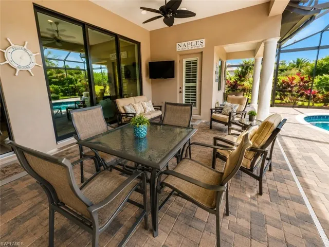 6574 Amarone Ln, Naples, Florida 34113