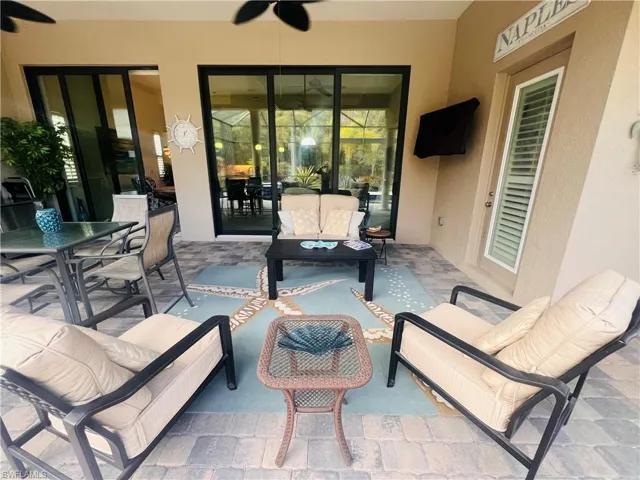 6574 Amarone Ln, Naples, Florida 34113