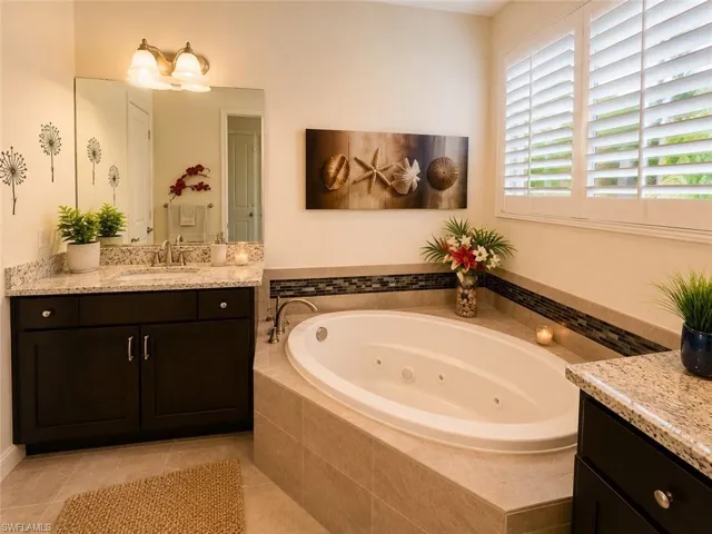 6574 Amarone Ln, Naples, Florida 34113